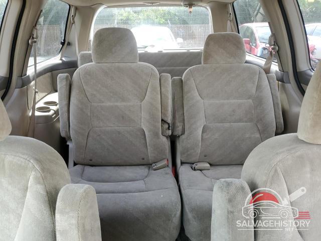 2HKRL18642H506708 2002 HONDA All Models photo no. 10