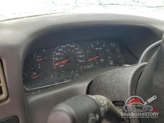 1FTNF21L22EC26474 2002 FORD F250 photo no. 9