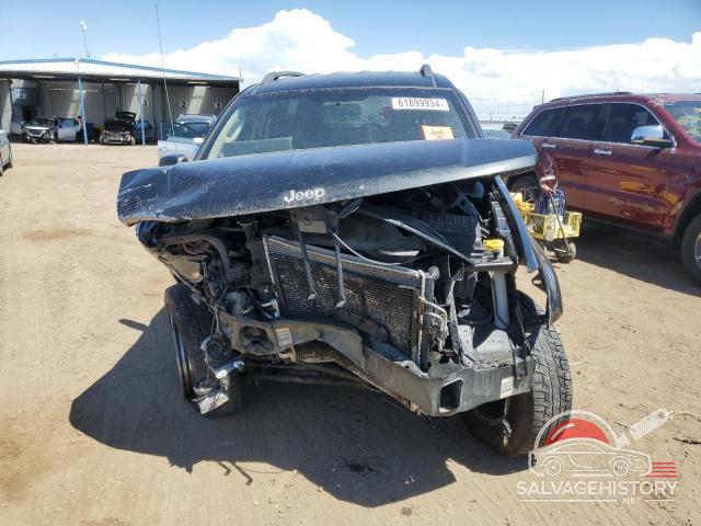 1J4GW48N74C349305 2004 JEEP GRAND CHER photo no. 5