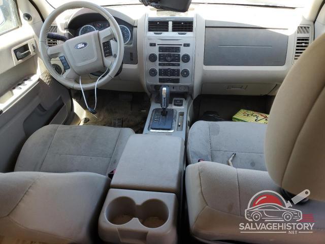1FMCU5K3XBKC19685 2011 FORD ESCAPE photo no. 8
