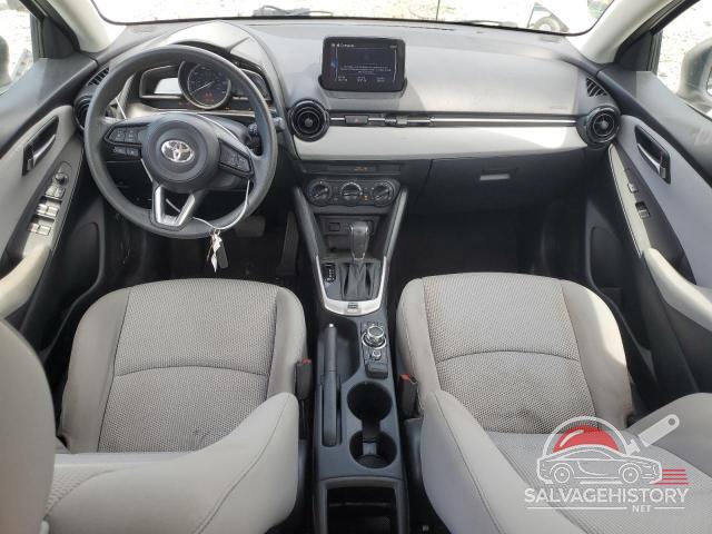 3MYDLBYV8KY526021 2019 TOYOTA YARIS photo no. 8