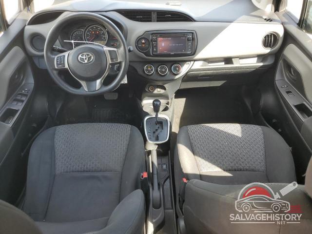 VNKKTUD33HA076174 2017 TOYOTA YARIS photo no. 8
