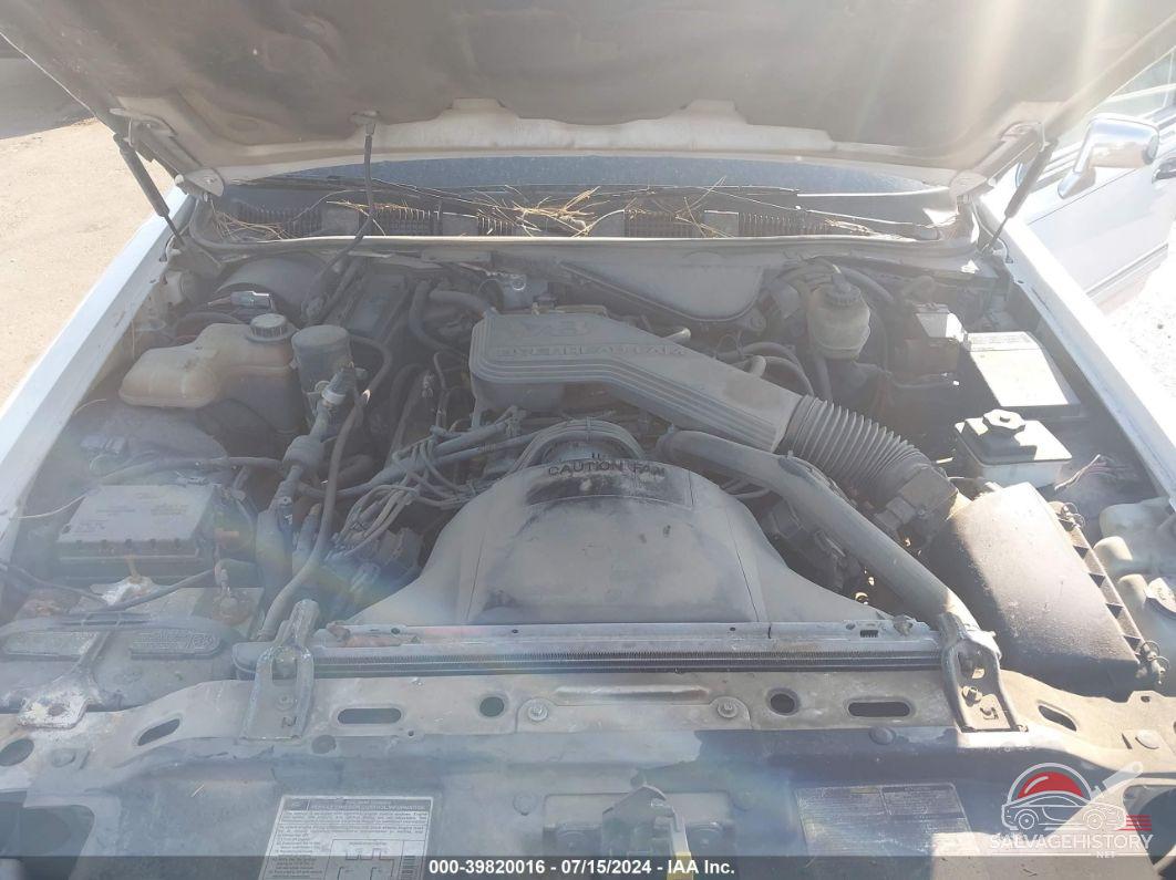 1LNLM83W7RY682059 1994 LINCOLN TOWN CAR photo no. 10