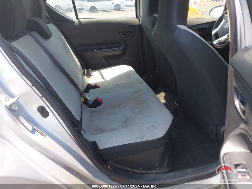 JTDKDTB35F1093056 2015 TOYOTA PRIUS C photo no. 8