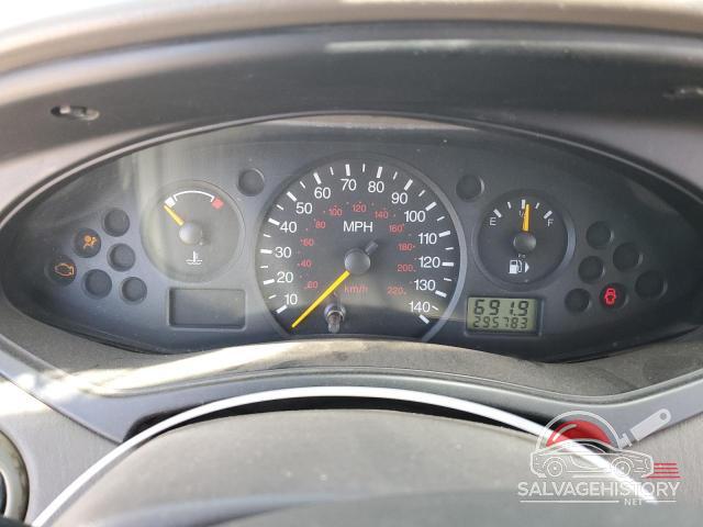 1FAFP34Z94W195315 2004 FORD FOCUS photo no. 9