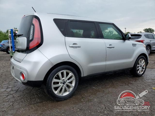 KNDJP3A58K7662866 2019 KIA SOUL photo no. 3