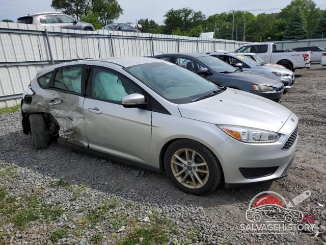 1FADP3K26FL364949 2015 FORD FOCUS photo no. 4