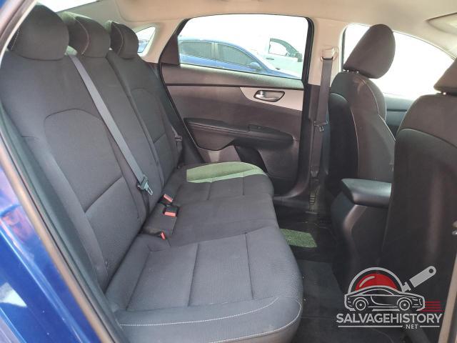 3KPF24AD4ME271217 2021 KIA FORTE photo no. 10