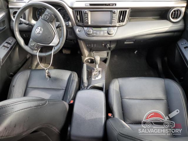 JTMRFREV5JJ739441 2018 TOYOTA RAV4 photo no. 8