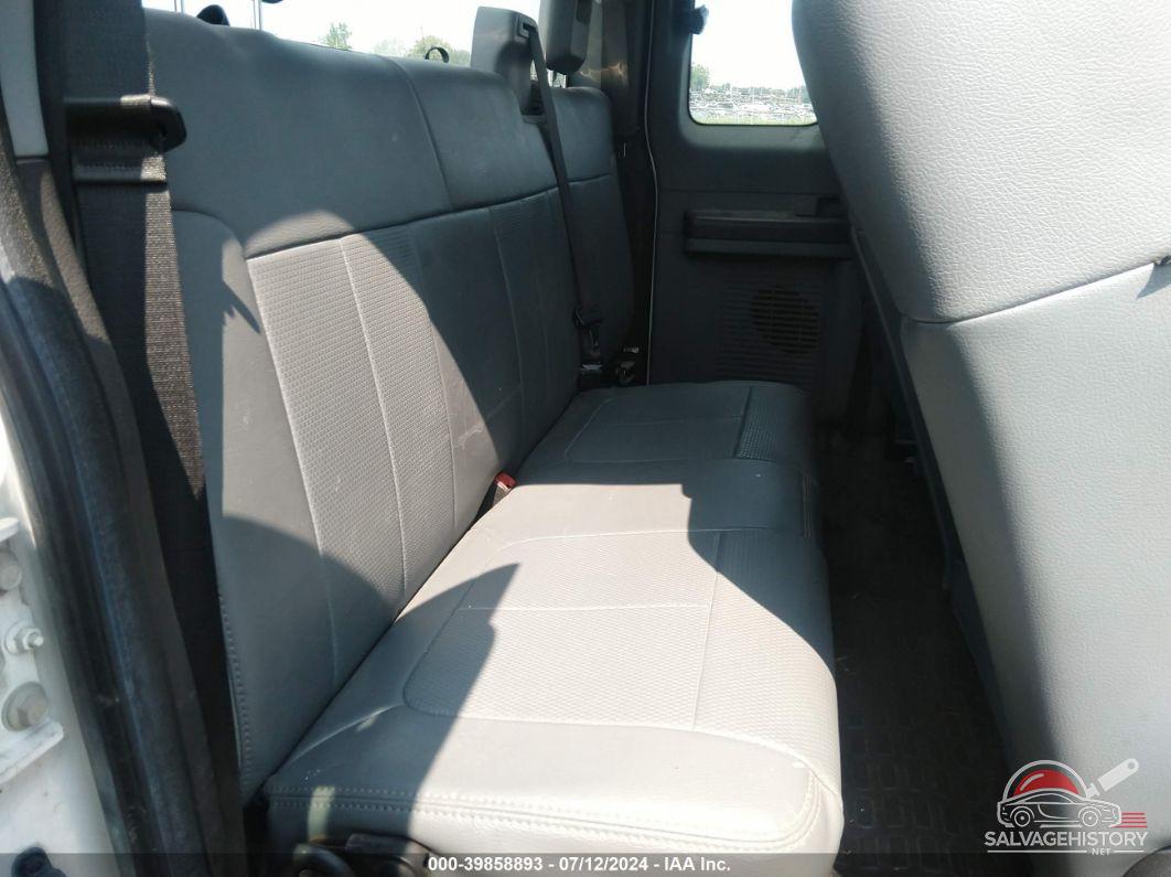 1FT7X2B61BEB41950 2011 FORD F250 photo no. 8