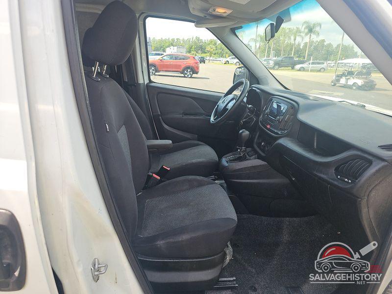 ZFBERFAT1F6975011 2015 RAM PROMASTER CITY photo no. 4
