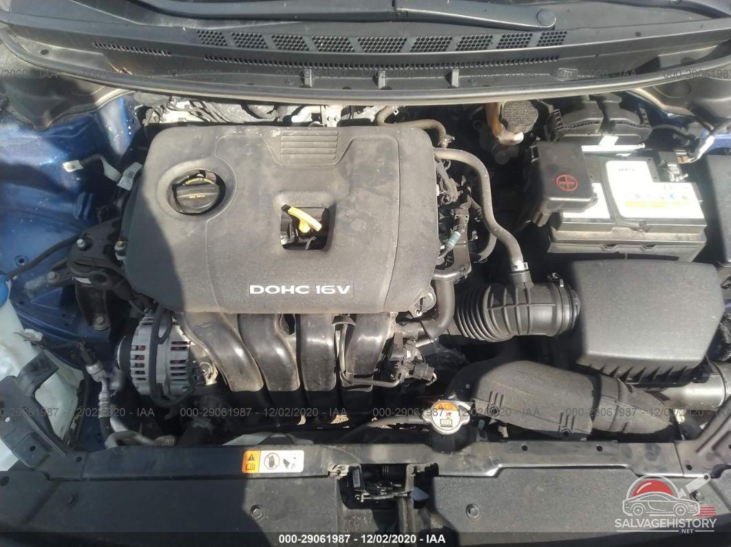 3KPFL4A70JE242963 2018 KIA FORTE photo no. 10