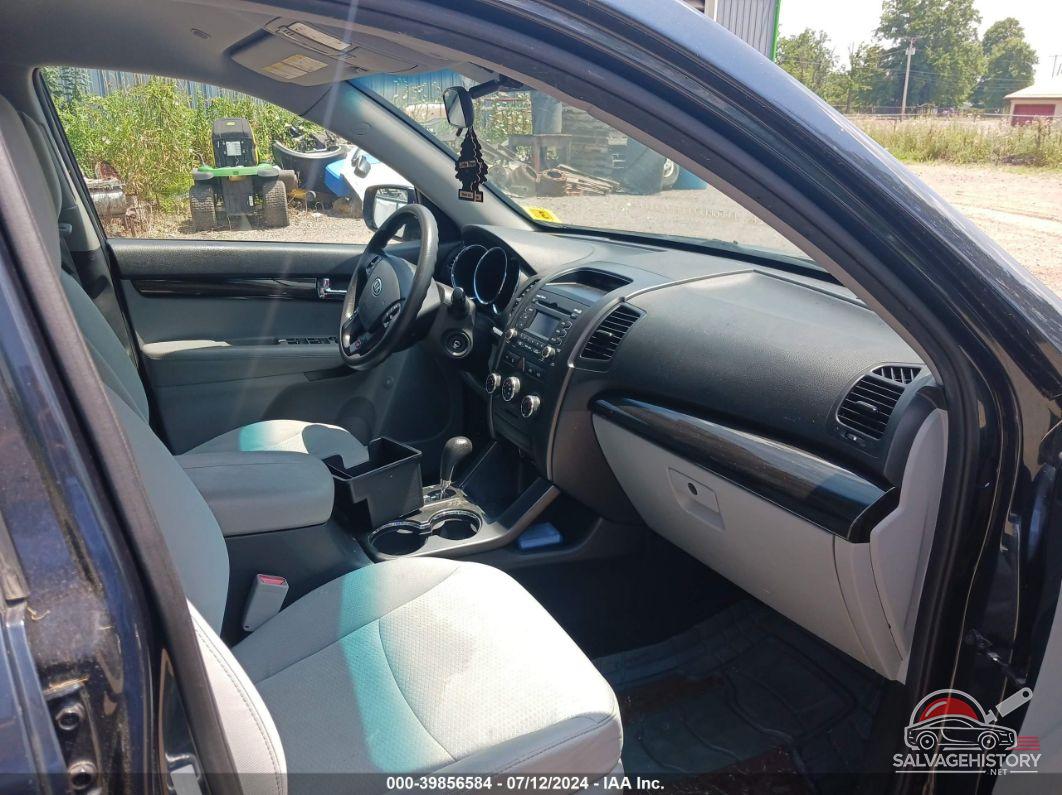 5XYKTDA65DG321767 2013 KIA SORENTO photo no. 5
