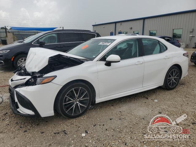 4T1G11AK1MU606189 2021 TOYOTA CAMRY photo no. 1