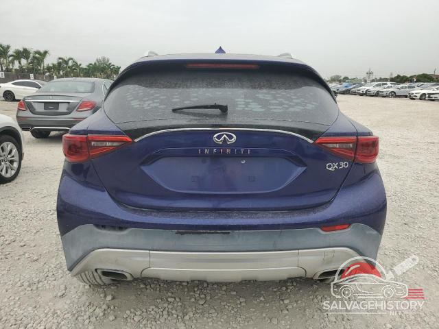 SJKCH5CR9HA035085 2017 INFINITI QX30 photo no. 6