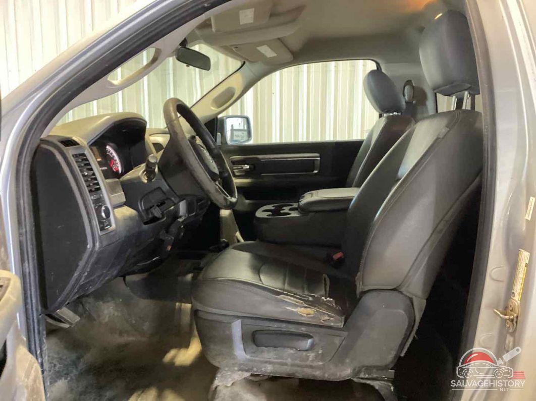 3C6LR5AT5HG621869 2017 RAM 2500 photo no. 5