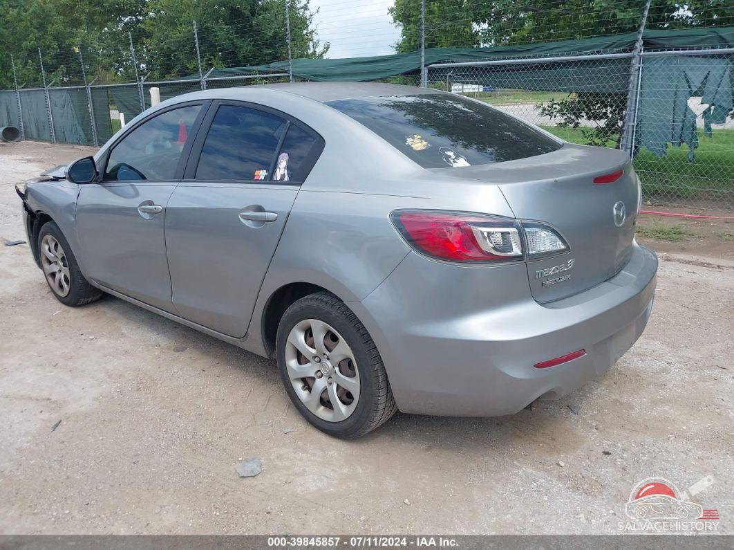 JM1BL1TF0D1814865 2013 MAZDA MAZDA3 photo no. 3