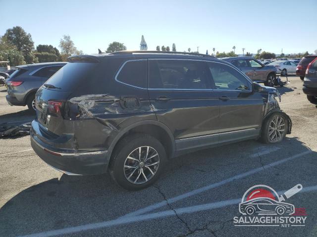 3VV3B7AX3LM033170 2020 VOLKSWAGEN TIGUAN photo no. 3