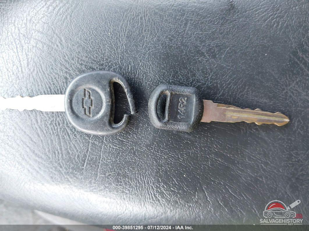 1GNCT18W6XK241649 1999 CHEVROLET BLAZER photo no. 11