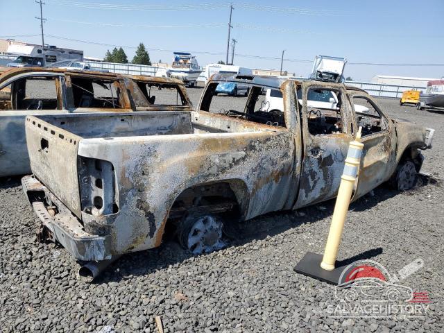 1GT121C85DF165034 2013 GMC SIERRA photo no. 3