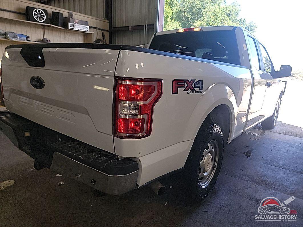 1FTFX1E57KKE52552 2019 FORD F150 photo no. 2