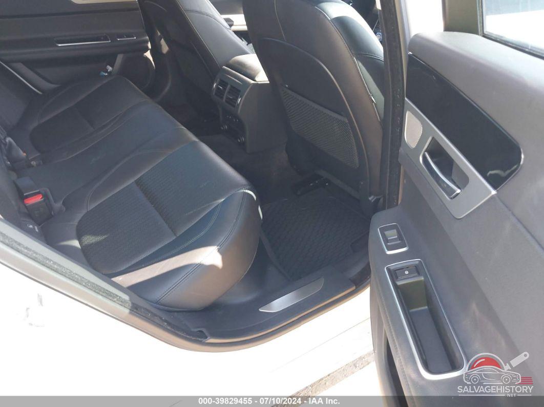 SAJBE4BV1HCY48510 2017 JAGUAR XF photo no. 8