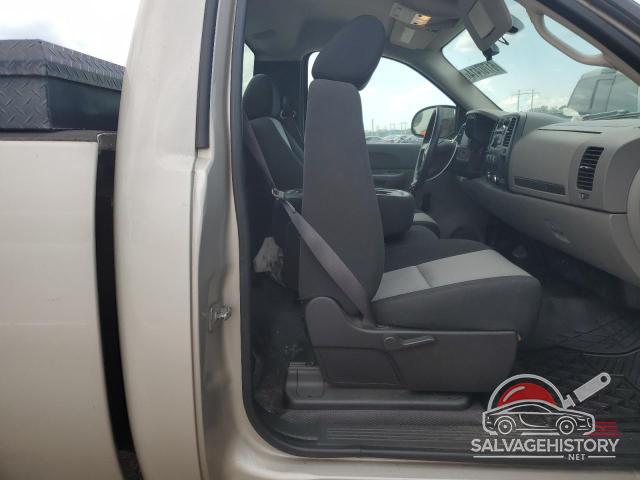 1GCEC14X18Z275085 2008 CHEVROLET ALL Models photo no. 10