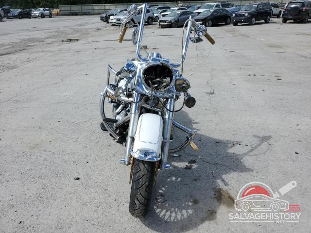 1HD1FRM10CB622664 2012 HARLEY-DAVIDSON FL photo no. 2