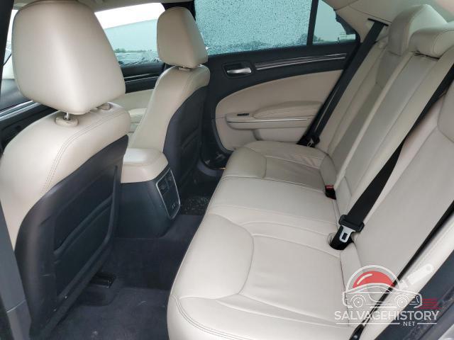 2C3CCAAG2FH786639 2015 CHRYSLER 300 photo no. 10