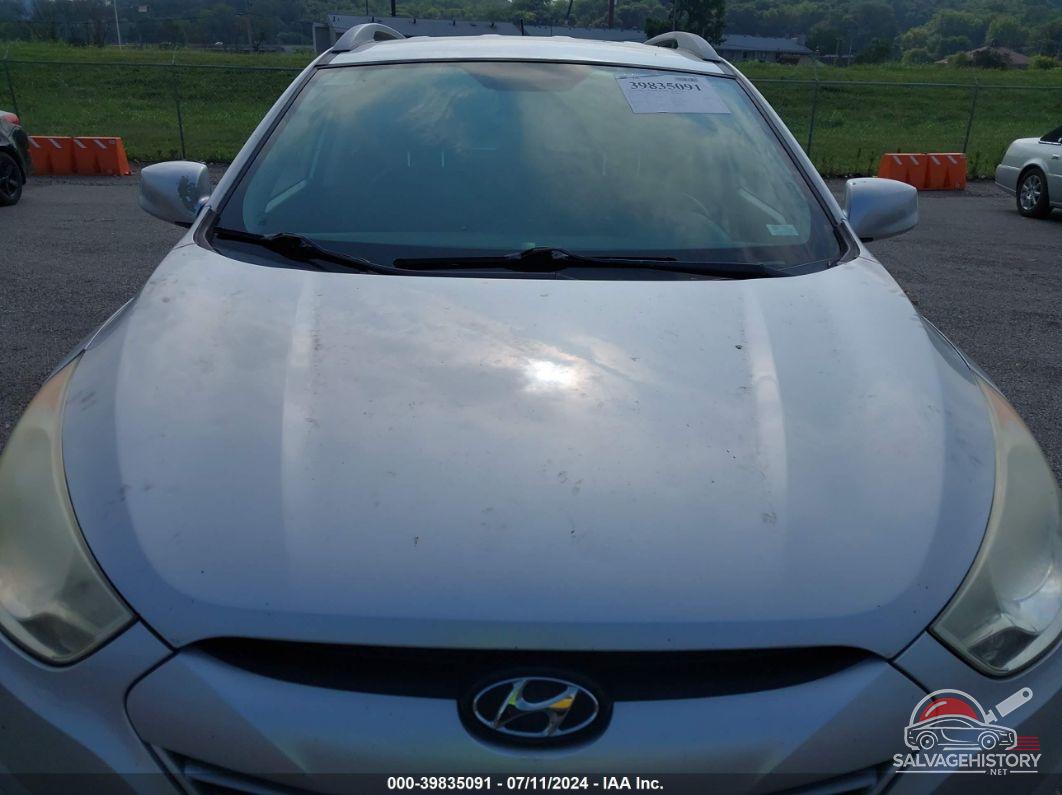 1FMYU03162KA44082 2002 FORD ESCAPE photo no. 6