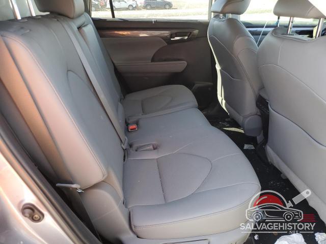 5TDDZRBH6NS212209 2022 TOYOTA HIGHLANDER photo no. 10