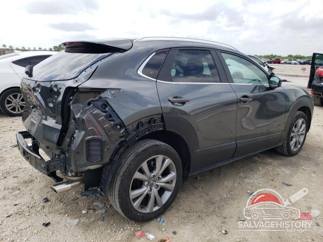 3MVDMBCM5PM528574 2023 MAZDA CX30 photo no. 3
