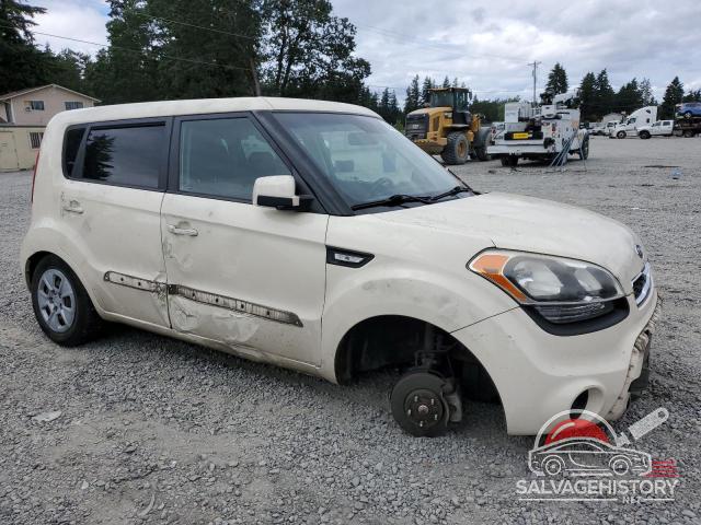 KNDJT2A51C7467733 2012 KIA SOUL photo no. 4