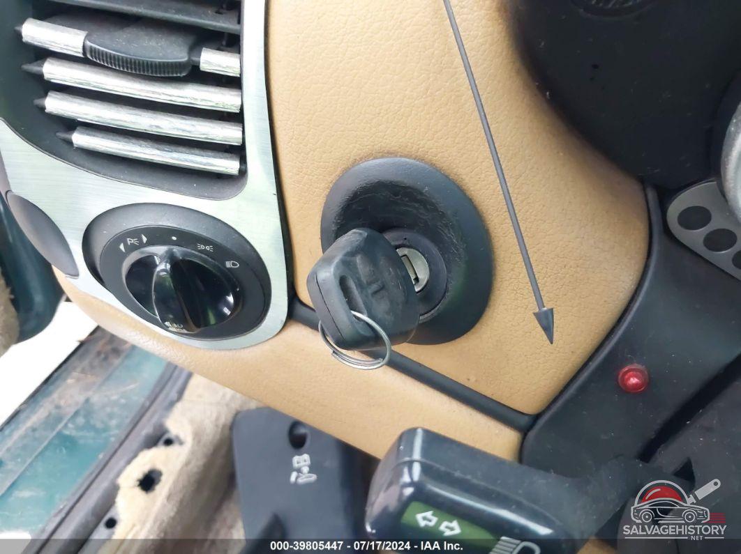 WP0CA29871U621311 2001 PORSCHE BOXSTER photo no. 11