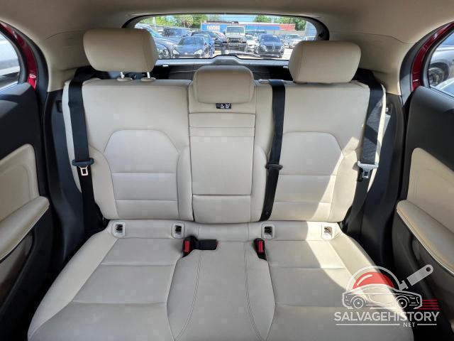 WDCTG4EB4HJ335160 2017 MERCEDES-BENZ GLA-CLASS photo no. 10