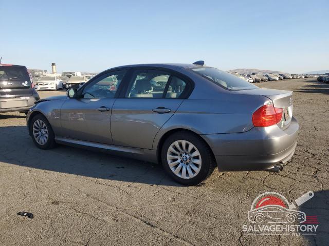 WBAPH57529NL80218 2009 BMW 3 SERIES photo no. 2