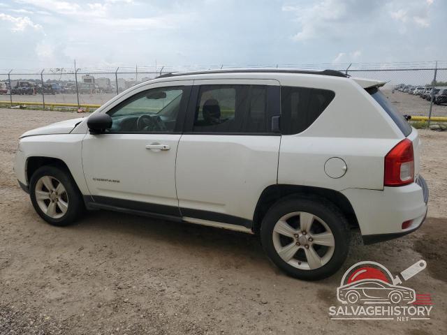 1C4NJDEB3CD676055 2012 JEEP COMPASS photo no. 2