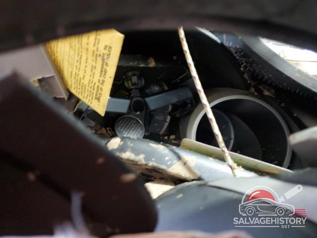 JHMGE8H69AC040776 2010 HONDA FIT photo no. 9