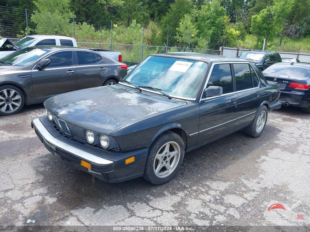 WBADC7407H0963949 1987 BMW 535 photo no. 2