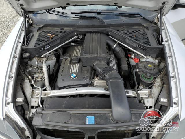 5UXFE4C56AL381748 2010 BMW X5 photo no. 12