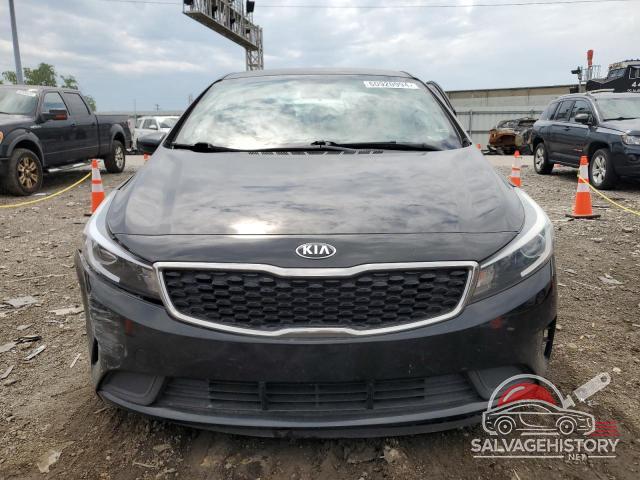 3KPFK4A75JE247708 2018 KIA FORTE photo no. 5