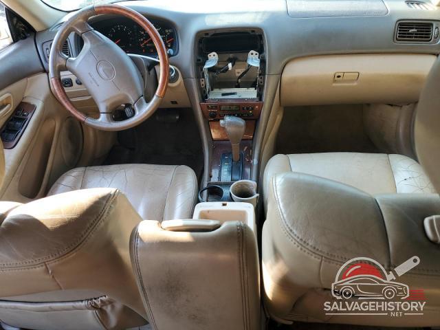 JT8BF28G215109955 2001 LEXUS ES300 photo no. 8