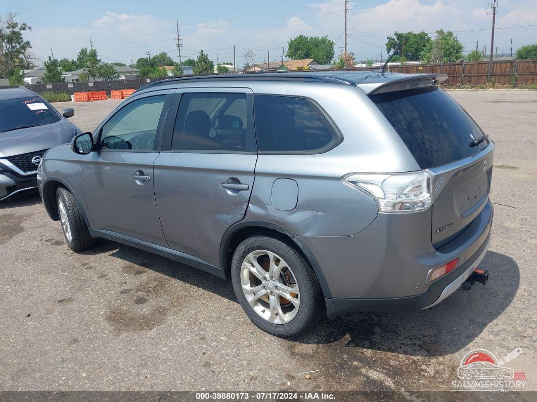 JA4AZ3A36FZ002516 2015 MITSUBISHI OUTLANDER photo no. 3
