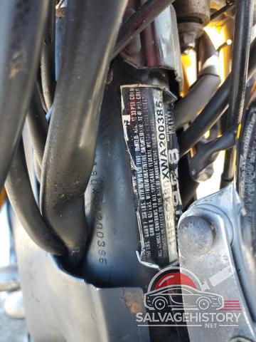 1HFSC180XWA200385 1998 HONDA VT CYCLE photo no. 9