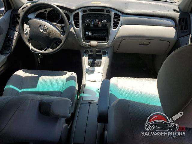 JTEEP21AX40022125 2004 TOYOTA HIGHLANDER photo no. 8