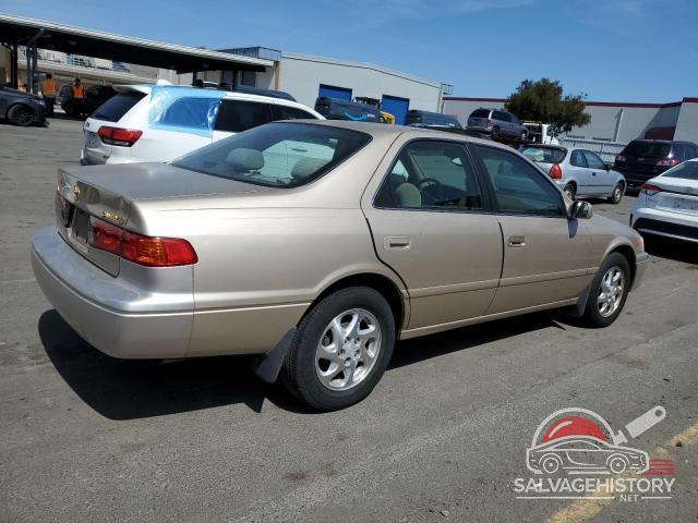 JT2BG22K210599105 2001 TOYOTA CAMRY photo no. 3