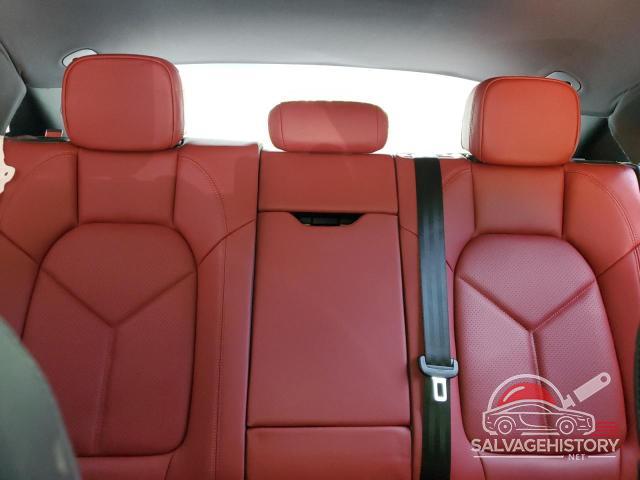 WP1AA2A5XNLB11070 2022 PORSCHE MACAN photo no. 10