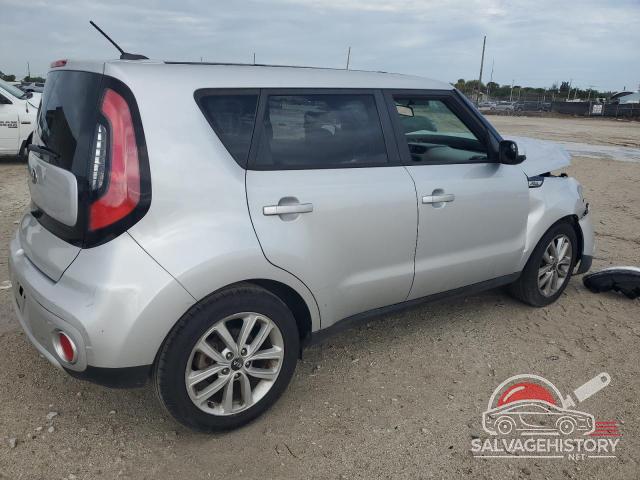 KNDJP3A58H7416733 2017 KIA SOUL photo no. 3