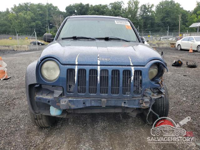 1J4GL48K33W660404 2003 JEEP LIBERTY photo no. 5