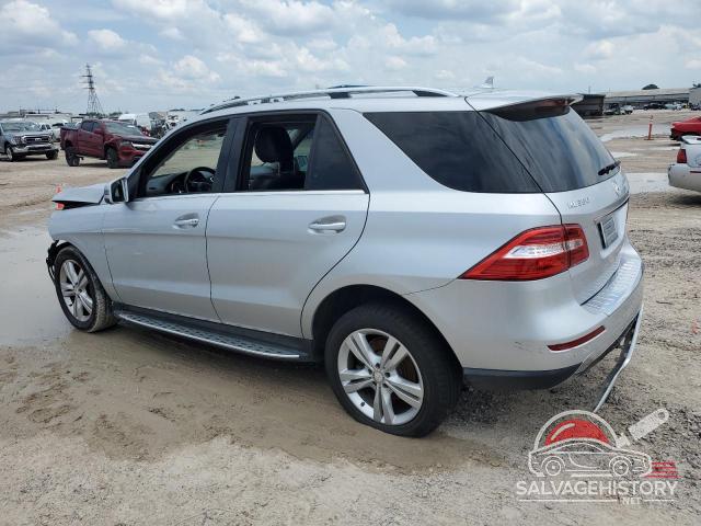 4JGDA5JB5DA183113 2013 MERCEDES-BENZ M-CLASS photo no. 2